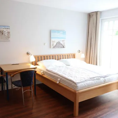 Strandstrasse 32 - 04-43 Apartment Kuehlungsborn