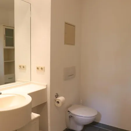 Strandstrasse 32 - 04-43